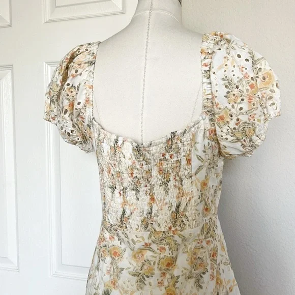 EN SAISON Opposites Mini Floral Dress - Picture 7 of 11